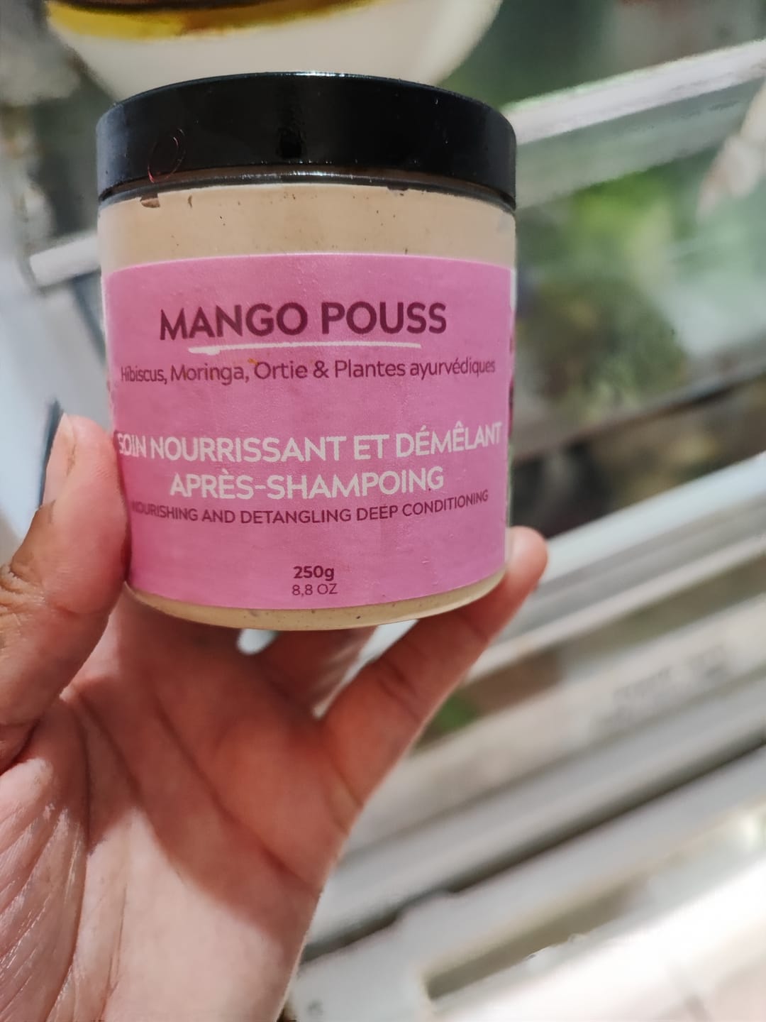 Customer photo review of Soin nourrissant et démêlant après-shampoing - POUSS
