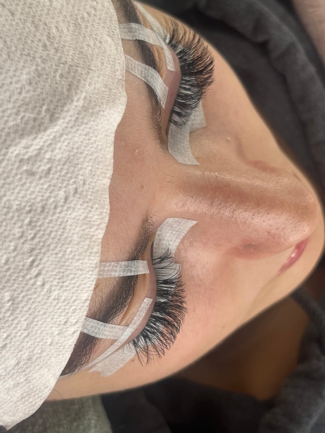 Customer photo review of Mar Preto Black Lash Adhesive
