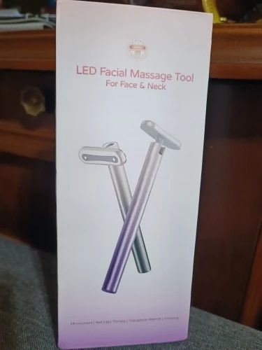Customer photo review of LUMEVA™ 4 in 1 Renewal Magic Wand