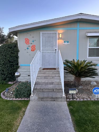 Customer photo review of The Sparkle - Mid-century Modern 8 Point Starburst