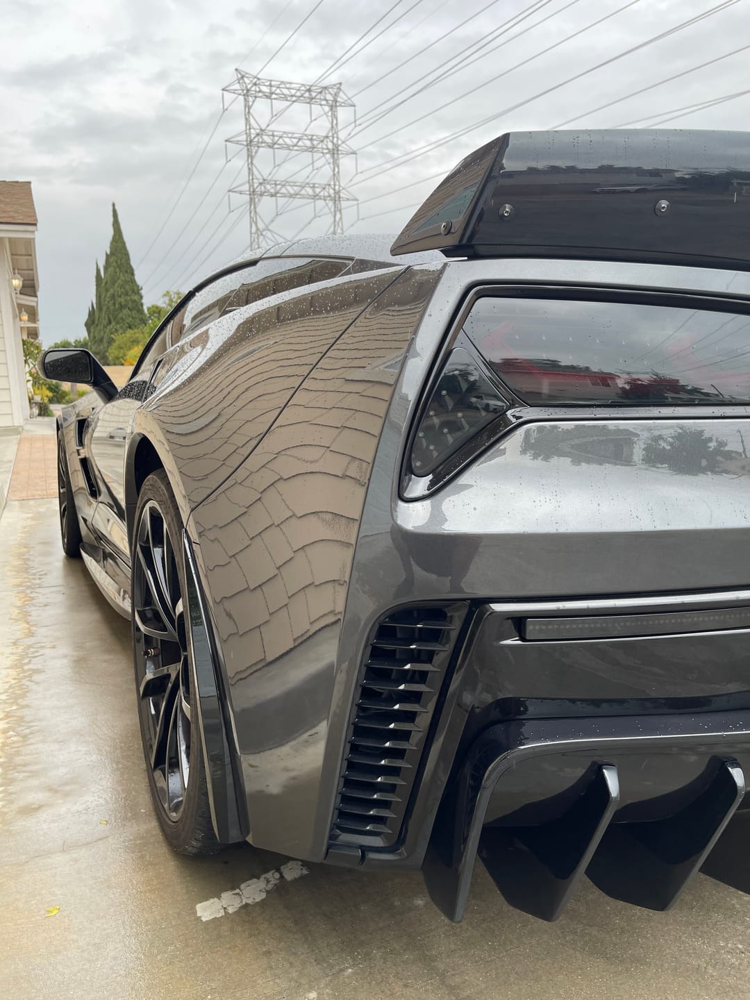 Customer photo review of Chevrolet Corvette C7 Front Fender Flares Wheel Trim