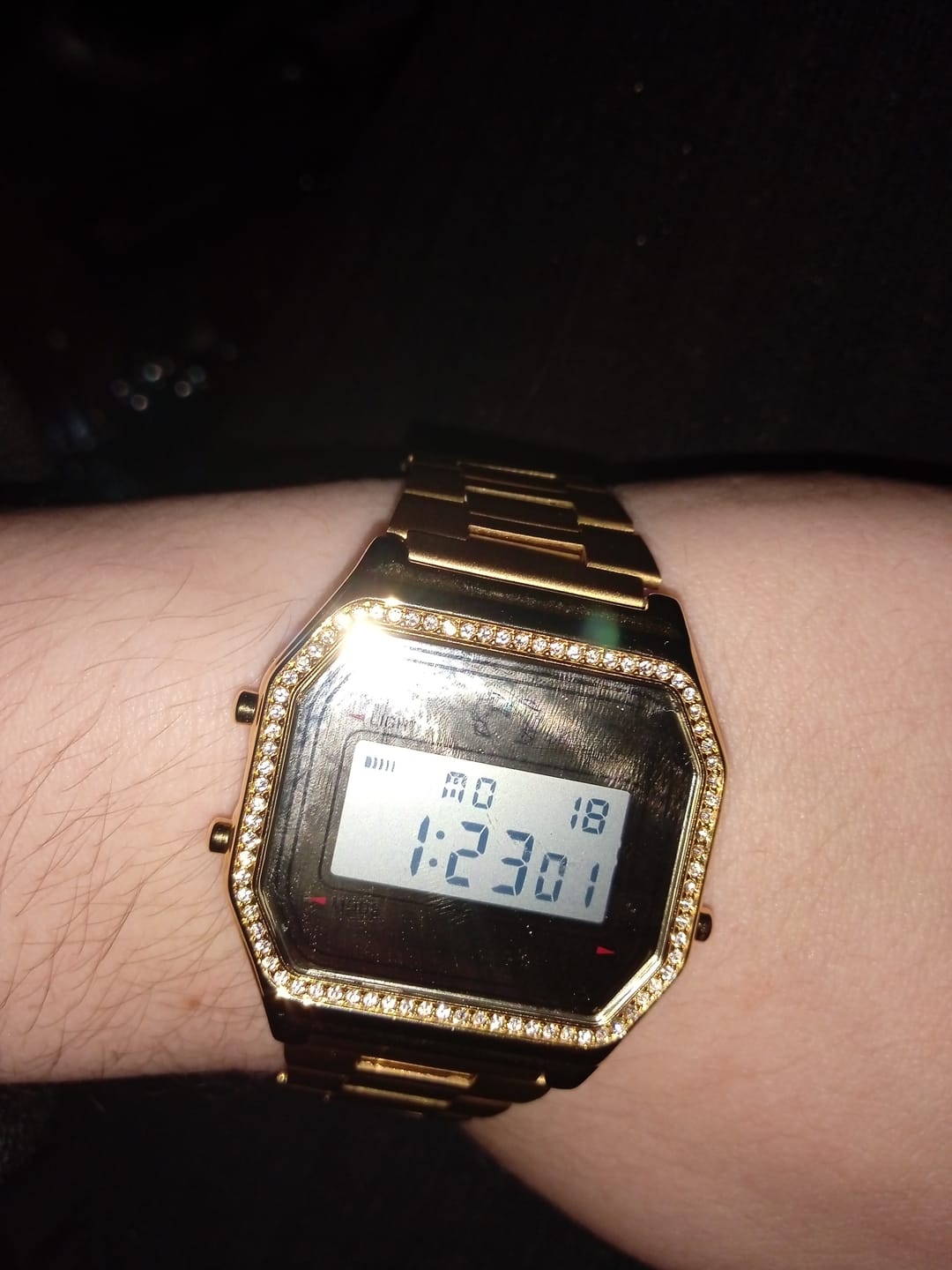 Customer photo review of Reloj Digital Vintage Brillo ~ Oro
