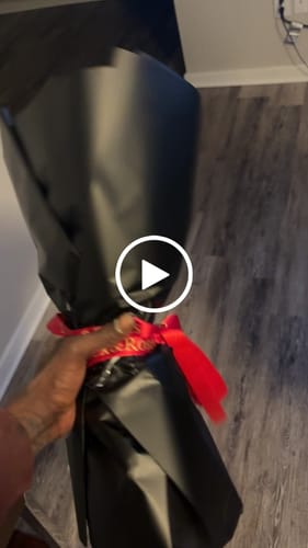 Customer video review of Red Roses - Nationwide