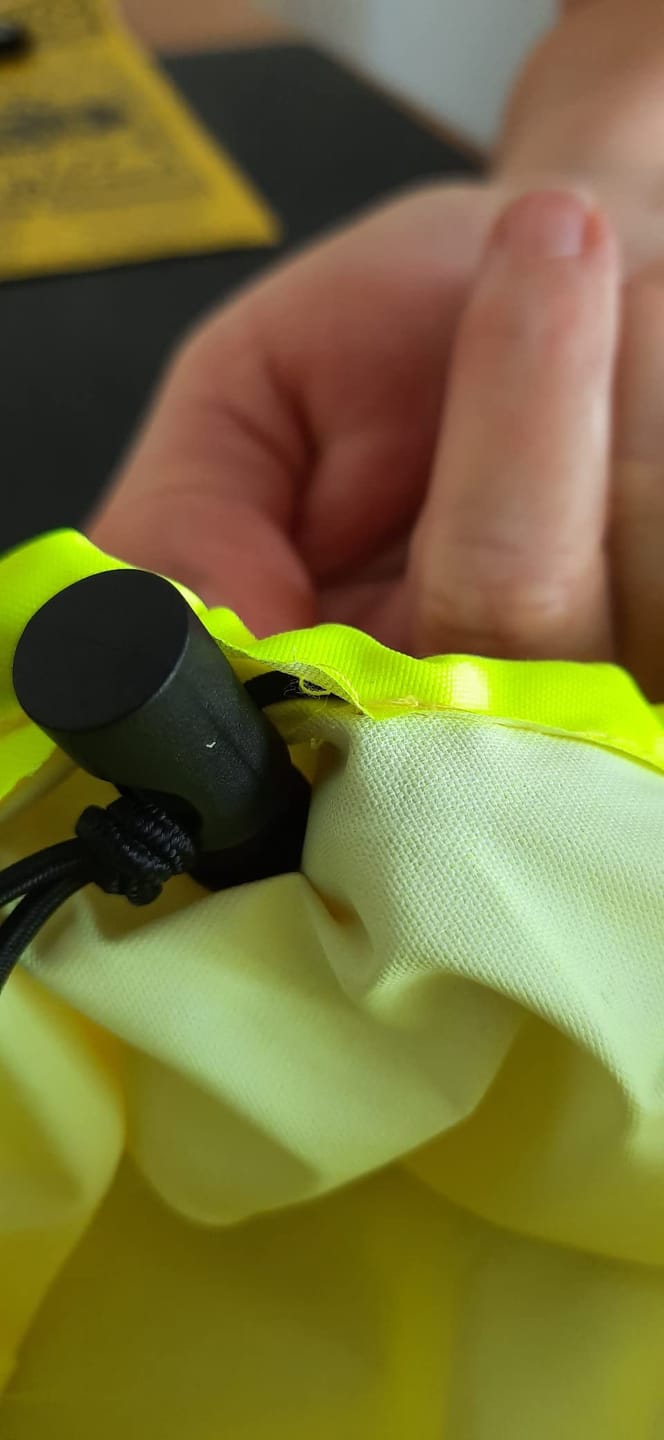 Customer photo review of Fahrradhelm Regenschutz - wasserdicht & reflektierend