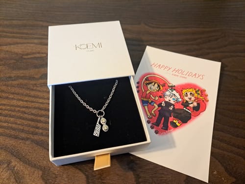 Customer photo review of Nanami Necklace