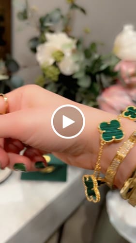 Customer video review of MAGIC CLOVER MALACHITE GOLD BRACELET 5 MOTIFS