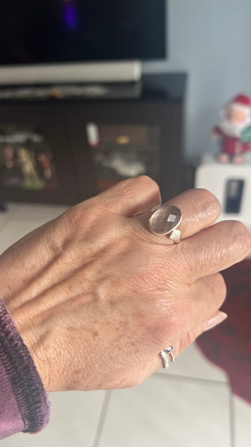 Customer photo review of Rose Quartz Leaf Ring Sterling Silver