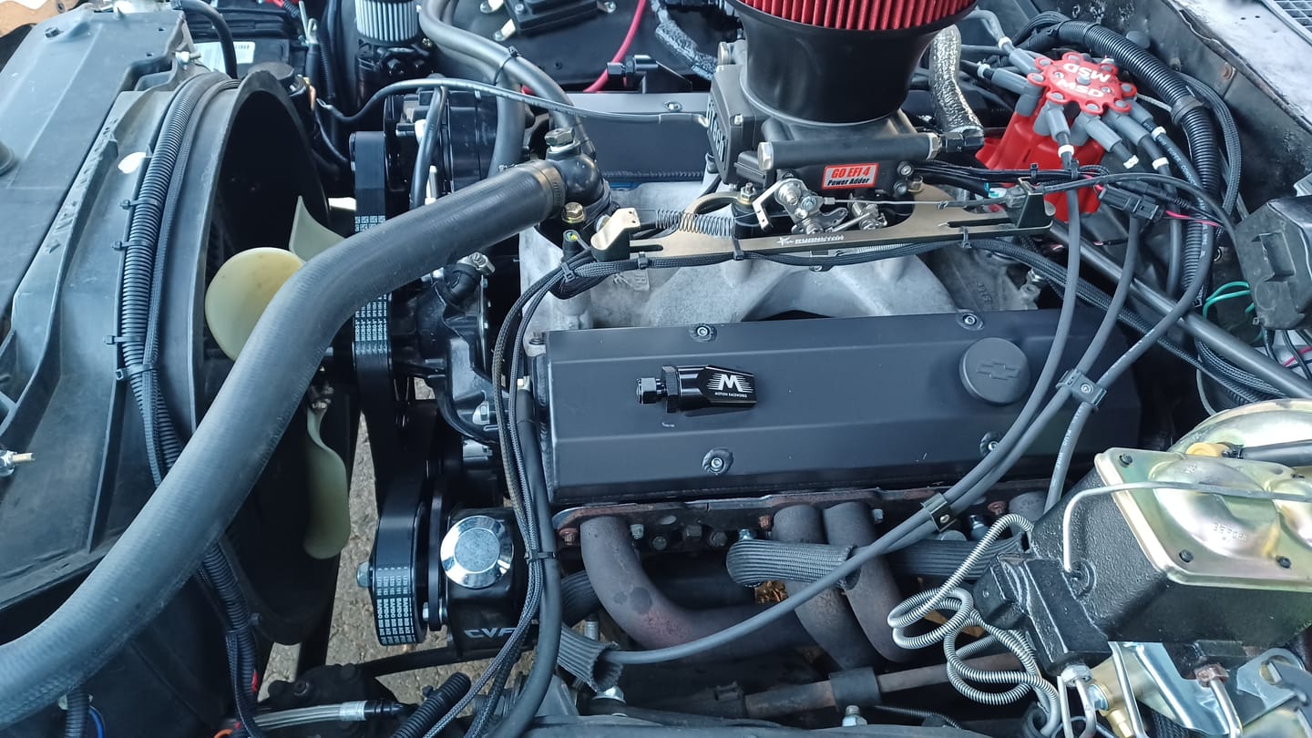 Customer photo review of Motion Raceworks Billet Valve Cover Breathers Black Anodized (Pair) 32-120BLK PAIR