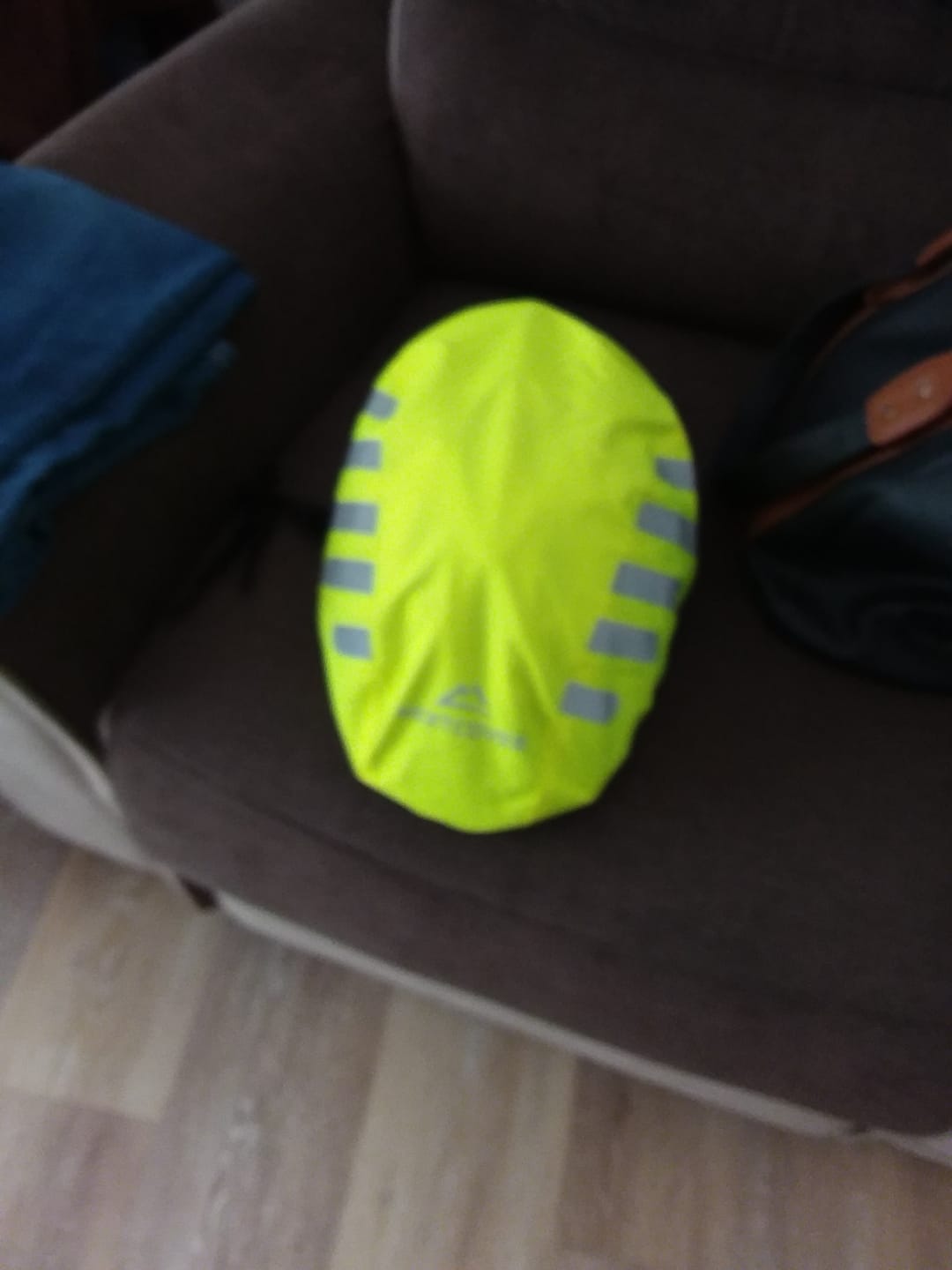 Customer photo review of Fahrradhelm Regenschutz - wasserdicht & reflektierend