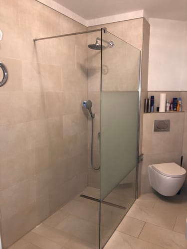 Customer photo review of SONNI Walk In Dusche Duschabtrennung Duschwand Nano Milchglas(teilsatiniert) Glasstärke 8/10mm Breite 70-140cm