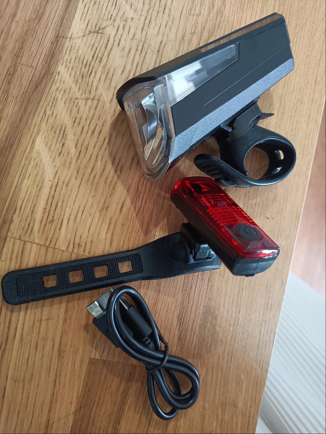 Customer photo review of Fahrradlicht Set LightPro - mit LightSense Sensor