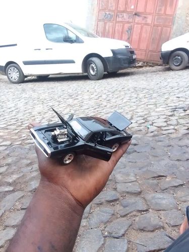 Customer photo review of Kletshuts™ Fast&Furious - 1970 Dodge Charger Støbt Legetøjsbil