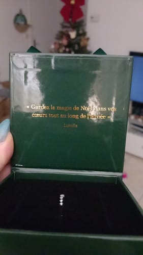 Customer photo review of Faux piercing Yolite