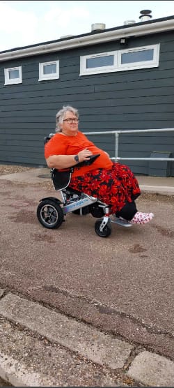 Customer photo review of Lightweight Electric Wheelchair Freedom Elite ST
