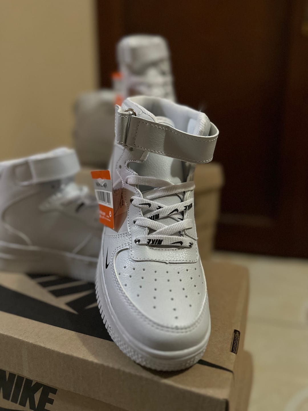 Customer photo review of Tenis 841 Negro Total