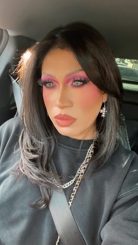 Customer photo review of EOS Teresa Gray