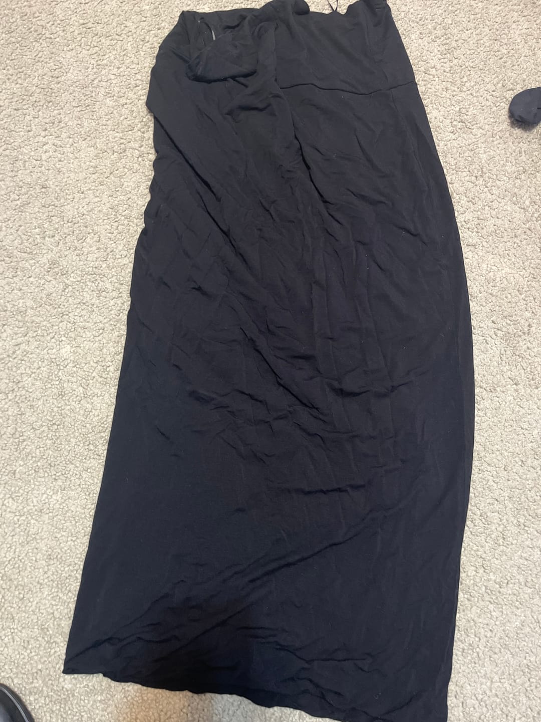 Customer photo review of MODAL MIDI SLIM SKIRT (BLACK)