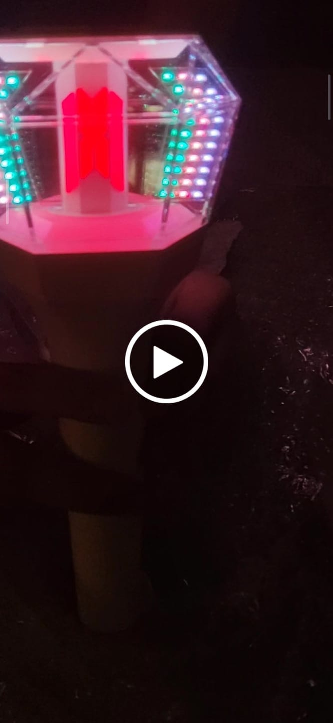 Customer video review of MONSTAX - OFFICIAL LIGHT STICK VER.3