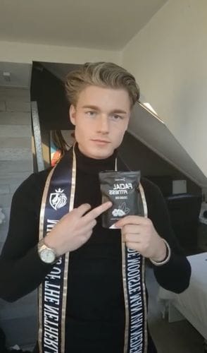 Customer photo review of JAWLINER® Chewing Gum Mint