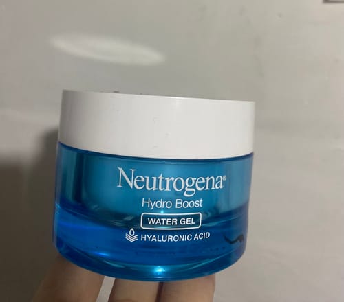Customer photo review of Hydro Boost Water Gel with Hyaluronic Acid for Dry Skin