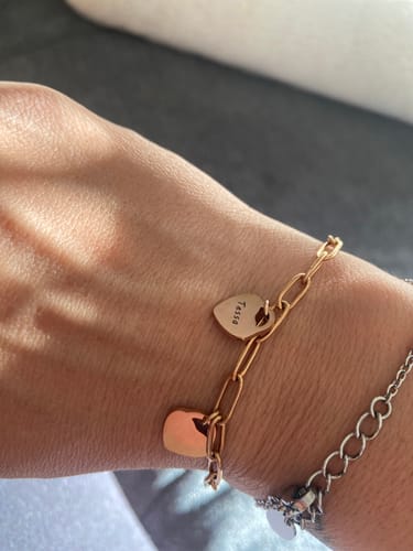 Customer photo review of Armband mit personalisierten Herzanhängern
