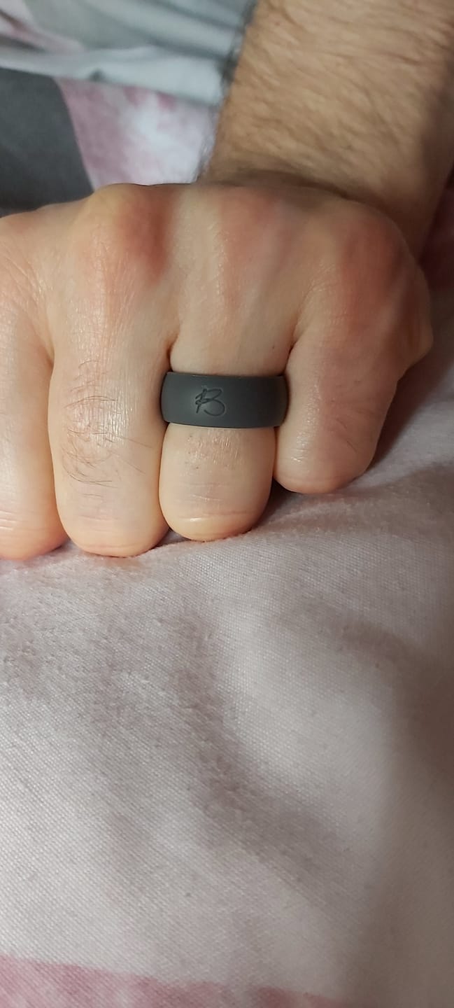 Customer photo review of botthms Charcoal Active Silicone Ring