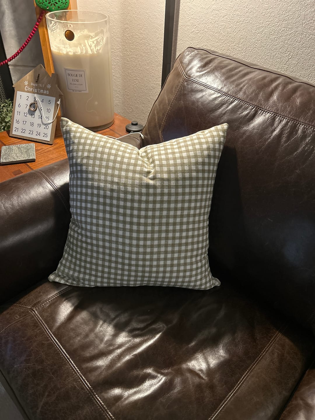 Customer photo review of Gingham - 18" | 22" | 26"