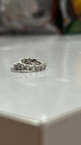 Customer photo review of Celia Creolen