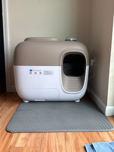 Customer photo review of Self-Cleaning Litter Box