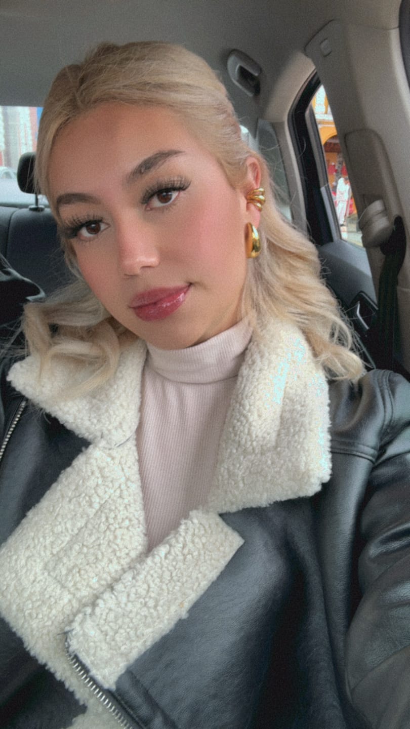 Customer photo review of Ear Cuff Triple