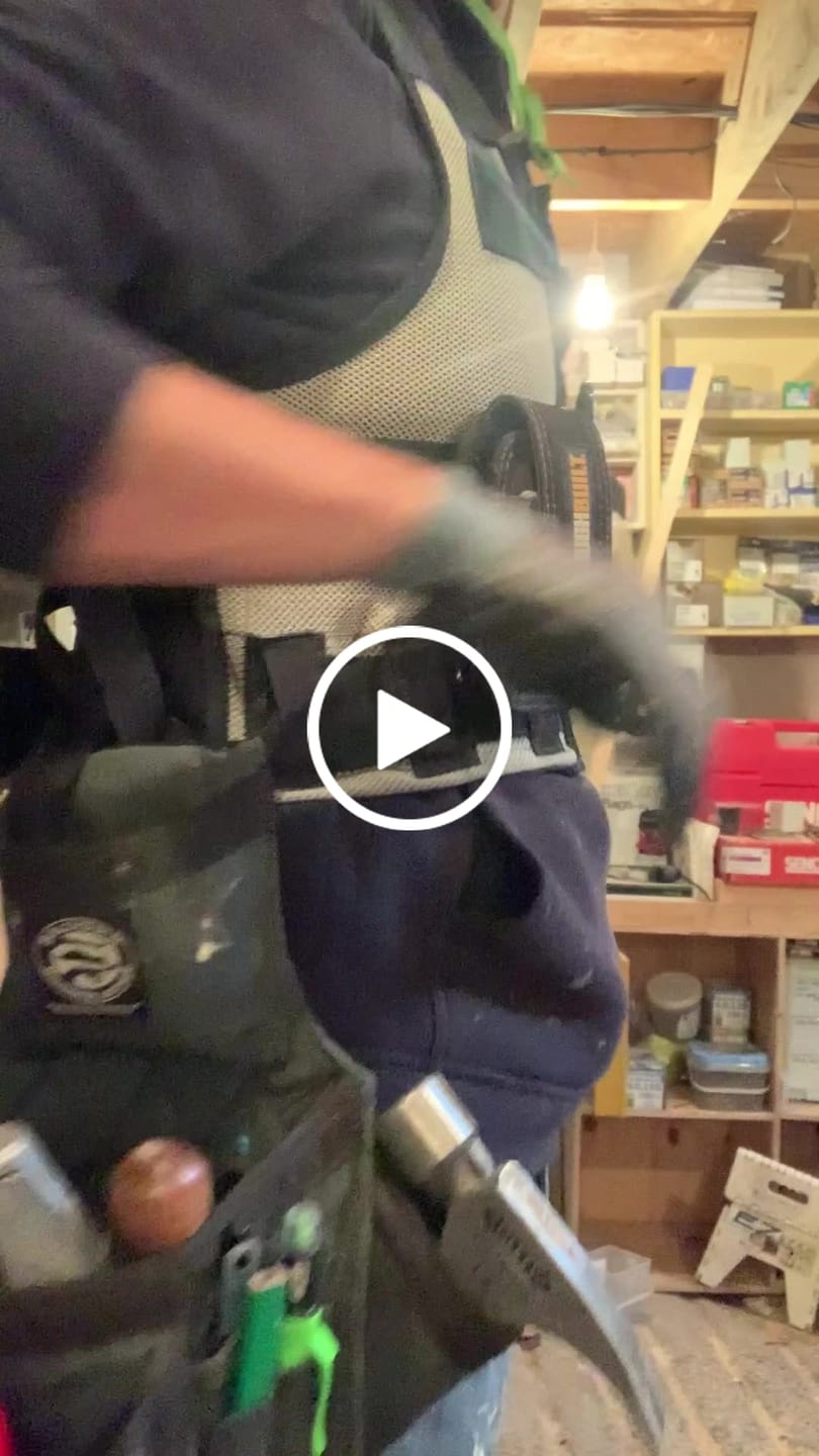 Customer video review of DiamondBack Toolbelts | 701 Vest Black