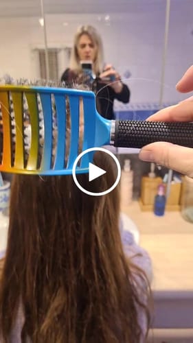 Customer video review of LA BROSSE DÉMÊLANTE ANTI-CASSE