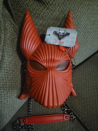 Customer photo review of PRE-ORDER - BRAM STOKER'S DRACULA Order of the Dragon Helmet Bag in Blood Red