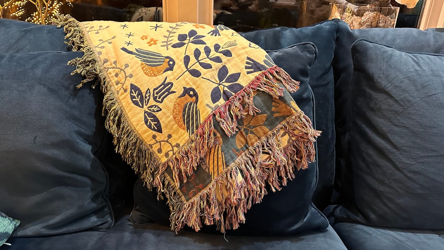Customer photo review of 4 Layers Cotton Queen Sofa Throw Boho Throw Blanket