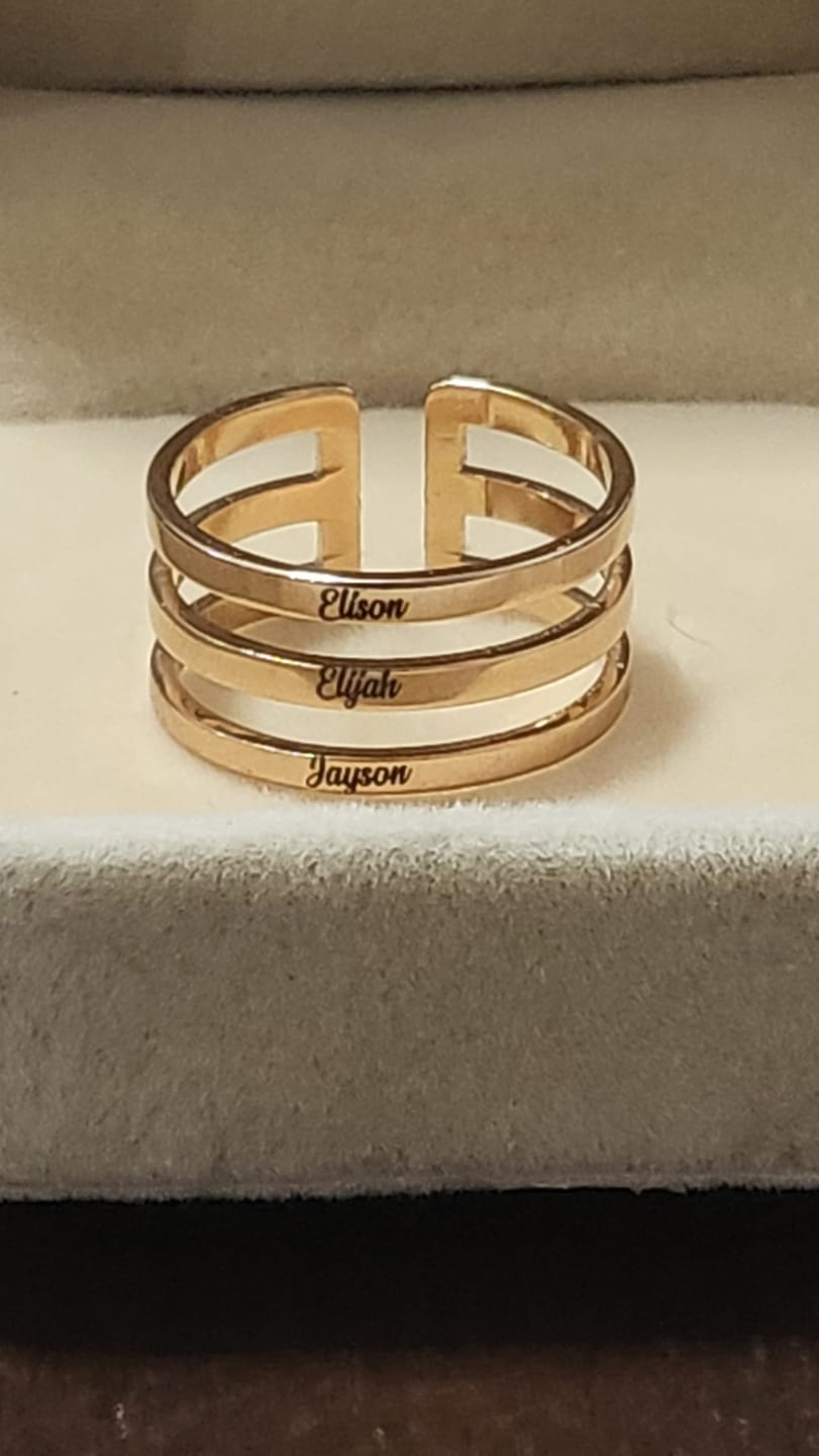 Customer photo review of Printave™ Personalized 3 Layers Ring
