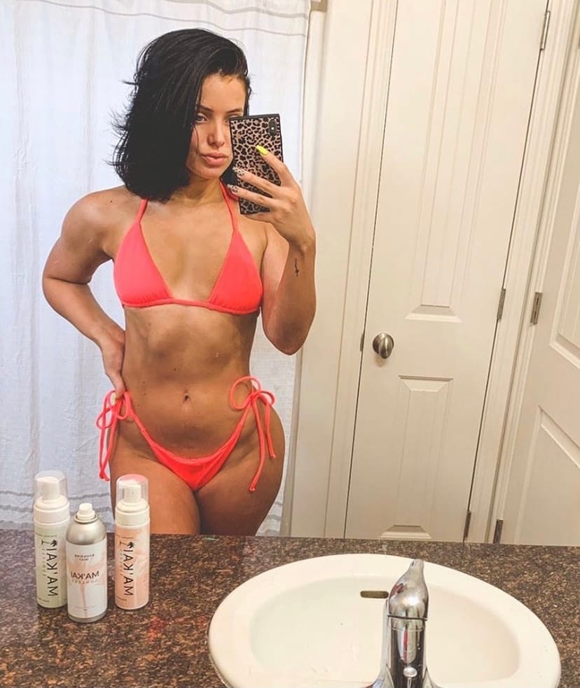 Customer photo review of Dark Self-Tanning Mousse