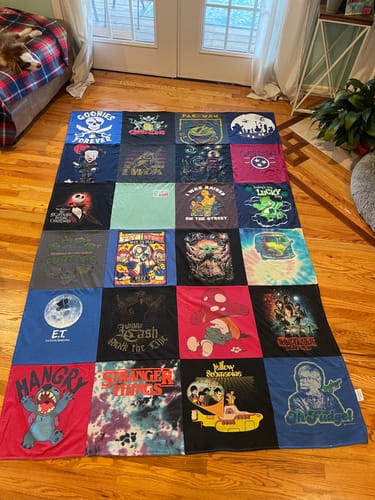 Customer photo review of Classic T-Shirt Blanket