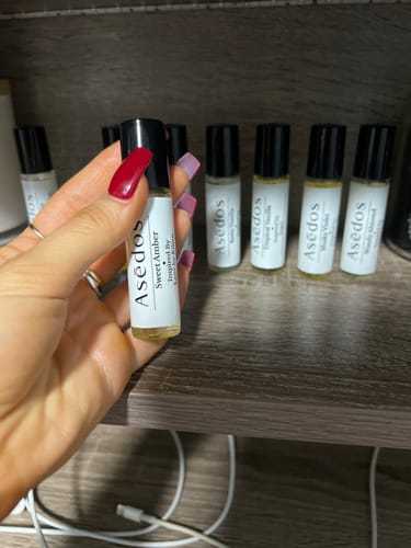 Customer photo review of SWEET AMBER PERFUME OIL