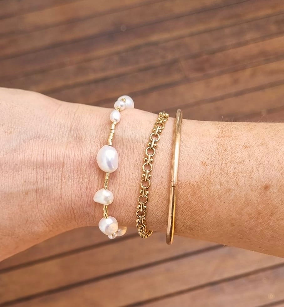 Customer photo review of Elise Gold Bracelet