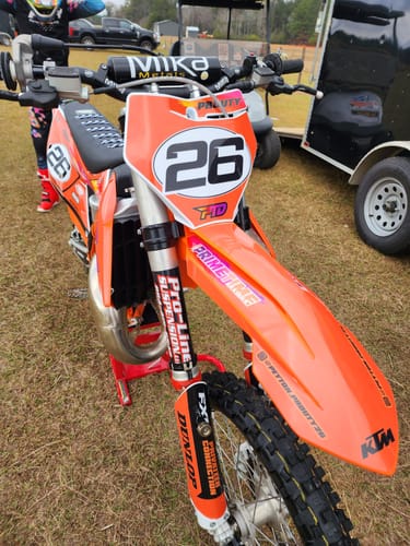Customer photo review of Custom Seat Cover: 19-'22 125/150/250/300/350/450 SX/XC/SX-F/XC-F
