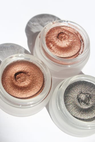 Customer photo review of Smoke Reflect™ Cream + Powder Eye Shadow Duo