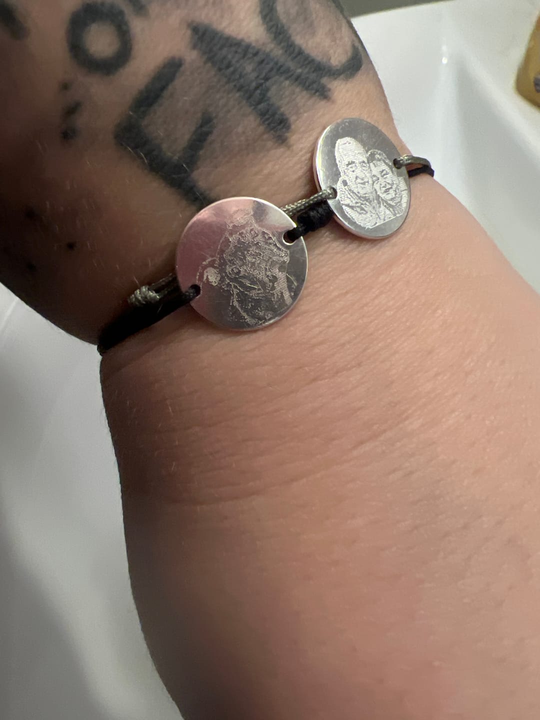 Customer photo review of MONA MARIA ARMBAND TEXTIL MIT FOTO