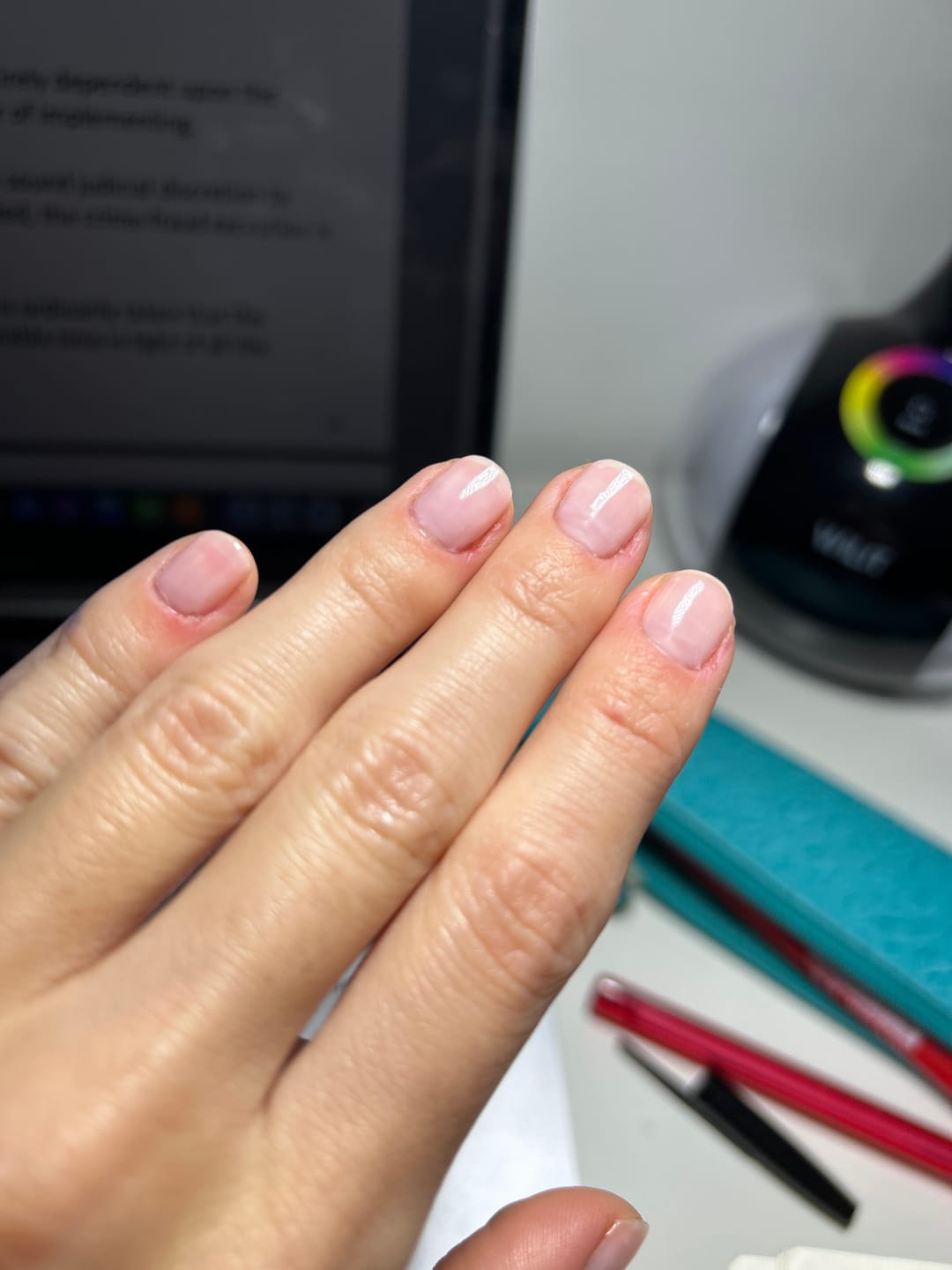 Customer photo review of LCI Combo Pack: Base Coat 10 ml + Top Coat 10 ml