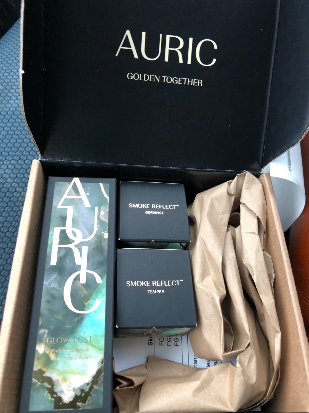 Customer photo review of Smoke Reflect™ Cream + Powder Eye Shadow Duo