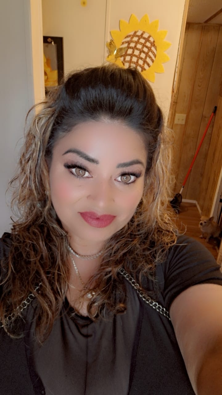 Customer photo review of Three Tone HONEY Brown Prescription Coloured Contact Lenses