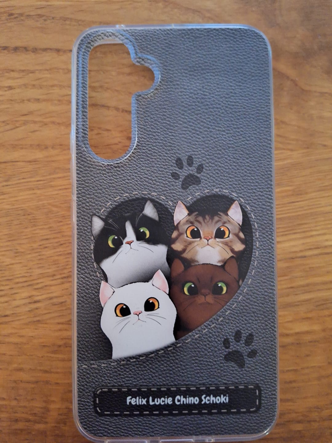 Customer photo review of Katzenherz Lederoptik  - Individuelle Handyhülle