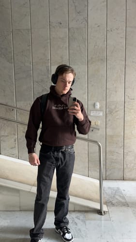Customer photo review of Wave Hoodie Chocolate