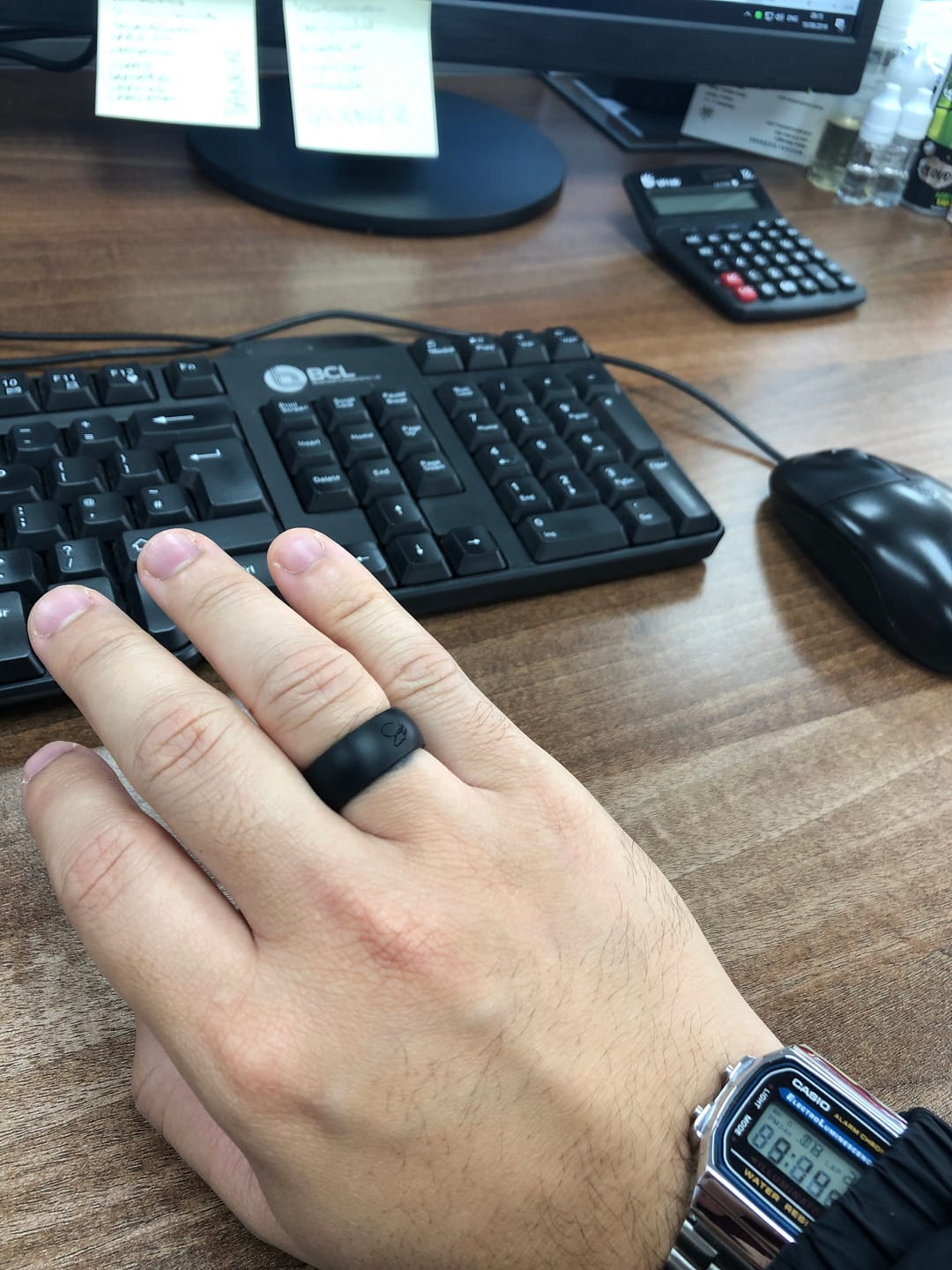 Customer photo review of botthms Black Active Silicone Ring