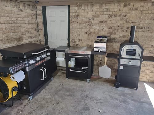 Customer photo review of HOMREST Freestanding Outdoor 12" Gas Pizza Oven, CSA Approved Portable Propane Pizza Oven with 2 Foldable Shelves and Wheels