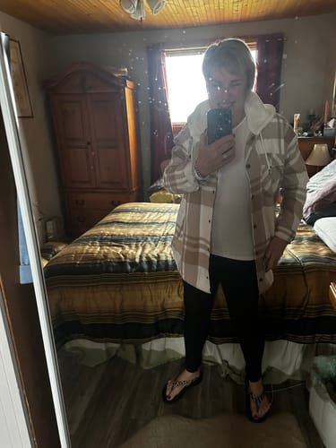 Customer photo review of Zen Seamless Rib Legging (Black)